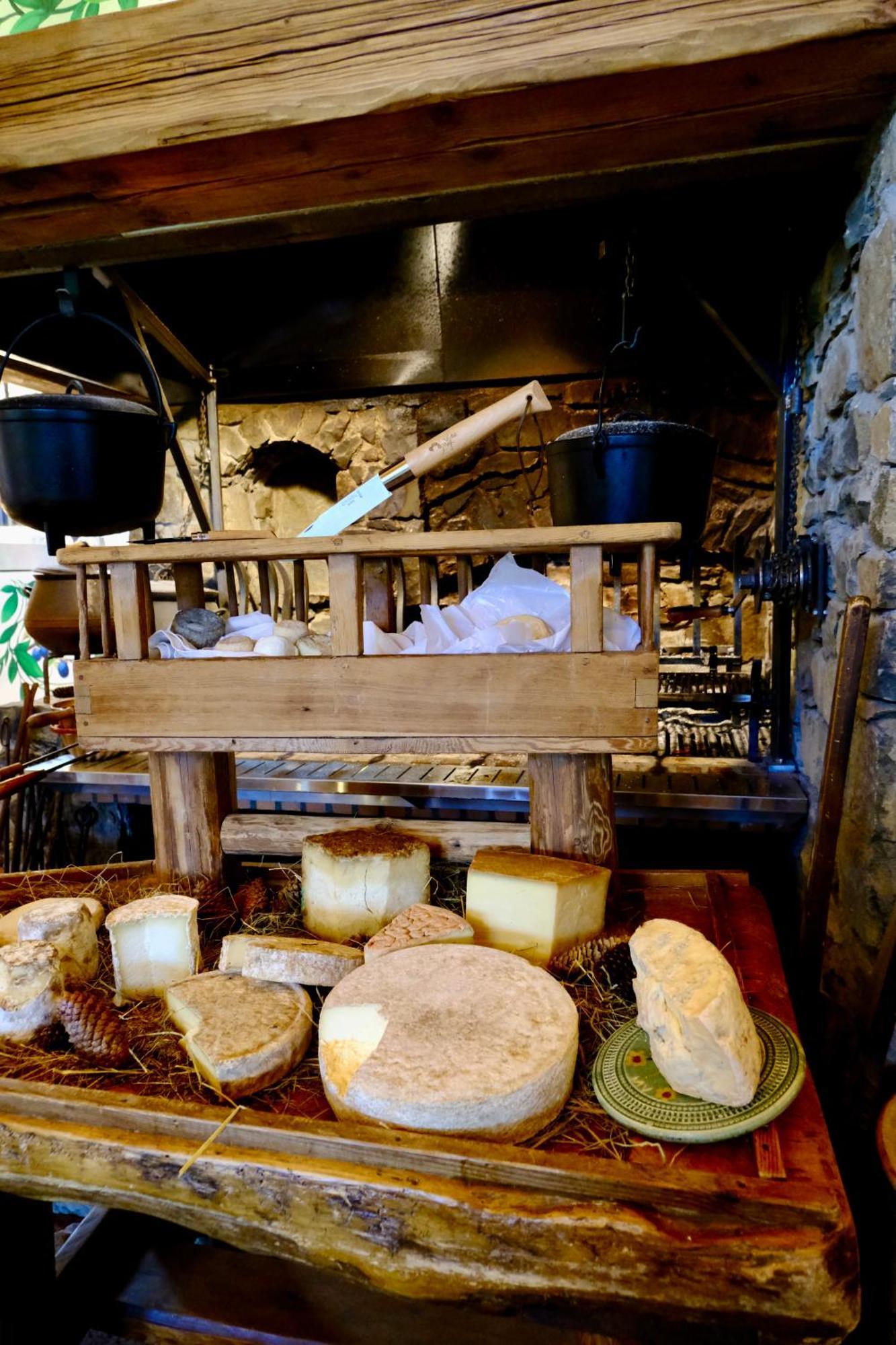 Marc Veyrat Hotel Megeve Bagian luar foto