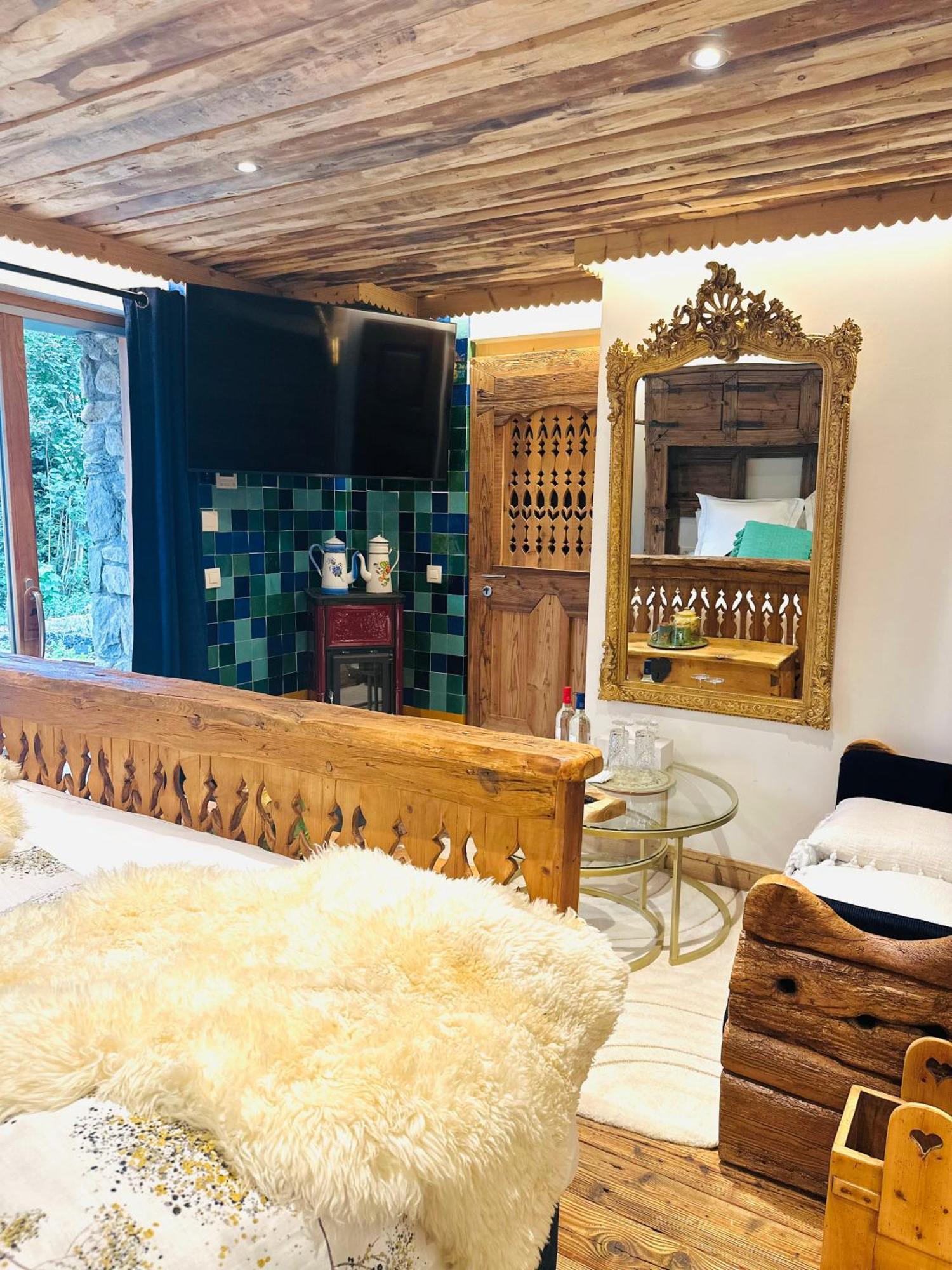 Marc Veyrat Hotel Megeve Bagian luar foto